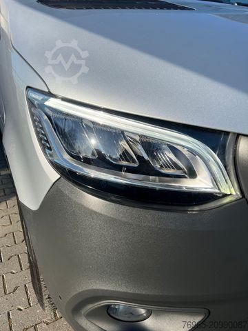 Dobozos furgon MERCEDES-BENZ Sprinter 314 AUTOMATIK NAVI TOTWINKEL KAMERA LED