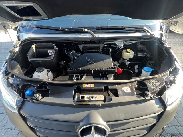 Dobozos furgon MERCEDES-BENZ Sprinter 314 AUTOMATIK NAVI TOTWINKEL KAMERA LED