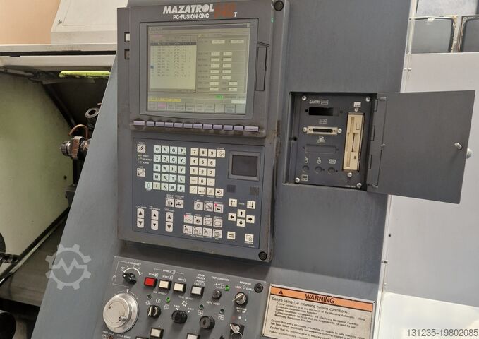 CNC centar za okretanje i mlevenje Mazak Super Quickturn 200M (1999)