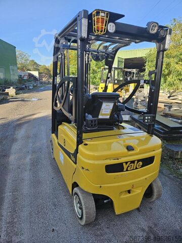 Elektrische vorkheftruck met 4 wielen Yale ERP16VF LWB