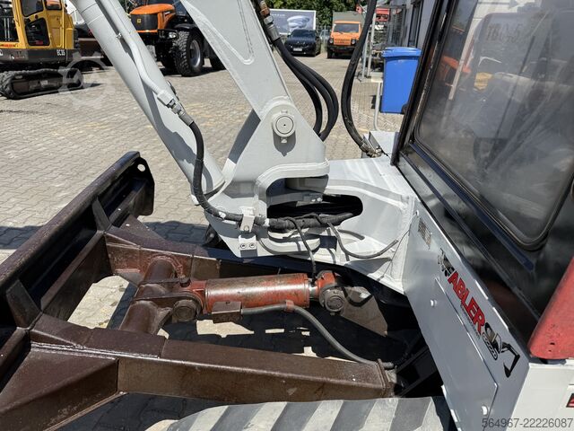 Minikotró Takeuchi TB045 Minibagger SW MS03