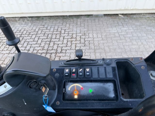 Minigraafmachine JCB 16C-1 /2022 BJ/ 852 H / verbr. Laufwerk/2xLöffel