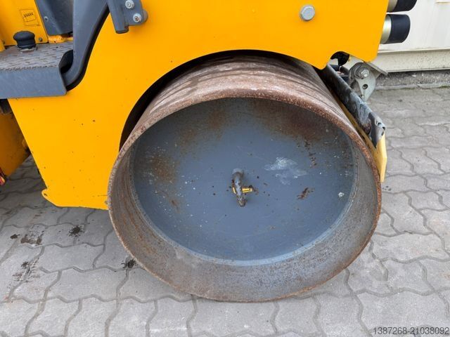 Enkelvoudige trommelwals HAMM HD10C VV / 2016 BJ / 589 Stunden