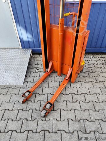 Semi-elektrische hoogheftruck KAISER + KRAFT B 1000