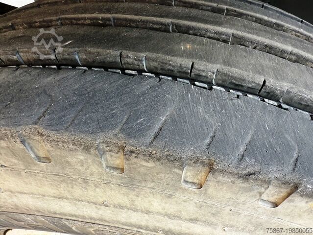 Vrachtwagen met vaste laadbak Mercedes-Benz Atego 1523