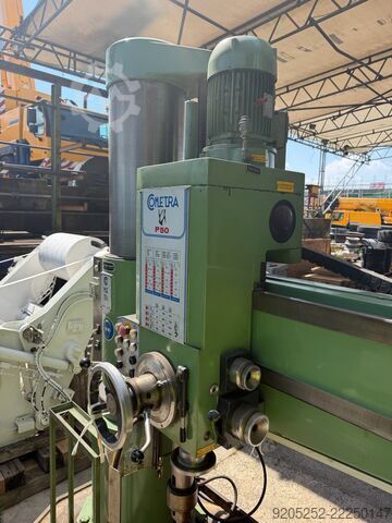 Máquina de furar radial Cometra P50
