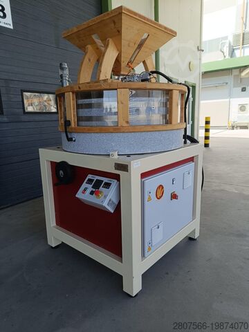 Granit stone mill Moulins Alma Pro Pro 100