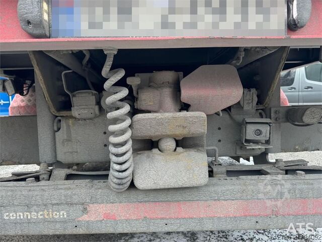 Crane Volvo Fh540 Tridem crane truck w/ 31 t/m Fassi crane wit