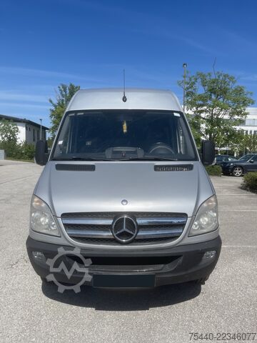 Minibüs Mercedes-Benz Sprinter 519 CDI - 22 seats (516)