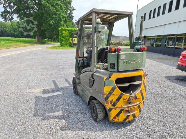 Heftruck Jungheinrich DFG 20 AK  Side shift / Free-lift
