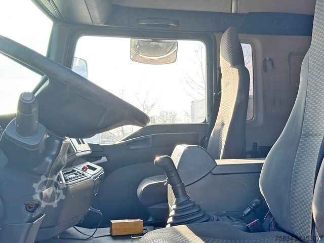 Jeřáb na nákladním automobilu MAN TGA 26.390 * TEREX ATLAS 165.2E - 8.2/2 + FUNK