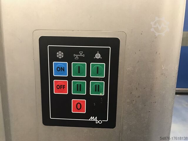 Gehaktmolen met vemaglift. MADO MEW 731