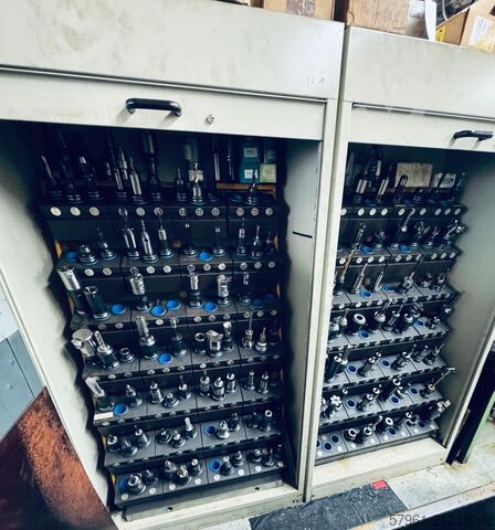 Vertikální obráběcí centrum Okuma MB-56VA/B