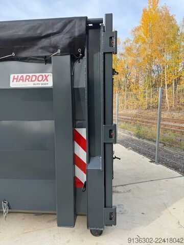Kontener hakowy „u-box” z Hardox, z systemem składanej siatki Container-Vertrieb-Chemnitz GmbH Abrollcontainer „u-box“ mit Klappnetz