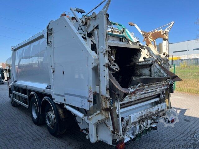 Śmieciarka Mercedes-Benz 2633 Econic 6x2 Geesink GMP III