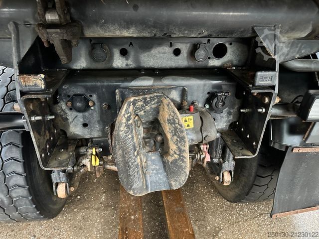 Three-sided tipper truck MAN TGS 35.480 8x6BB Meiller Bordmatik *Motorschaden