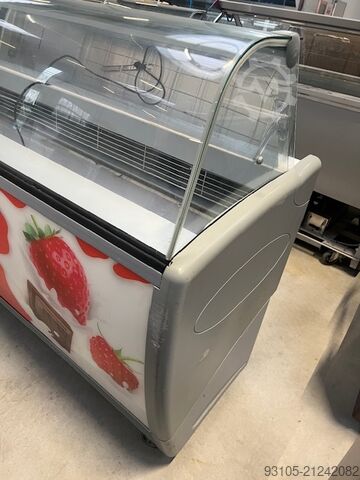 ISA Jamaica 7 Ice cream display case ISA Jamaica 7