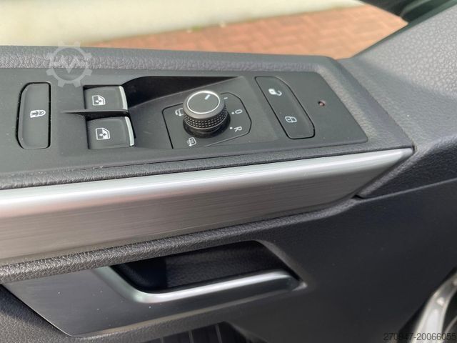 Minibus VOLKSWAGEN T6.1 Multivan Comfortline 4M ACC KAMERA SITZHZ