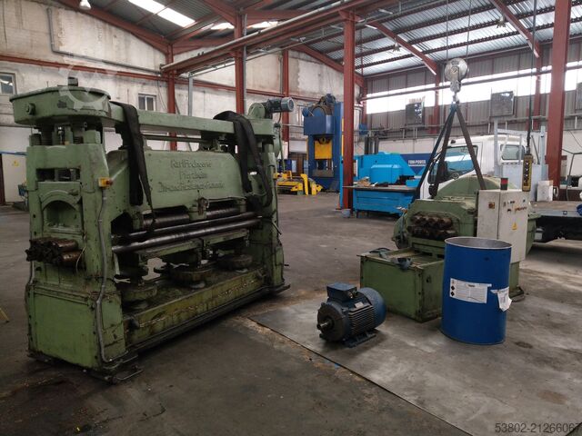 Enderezadora de banda Ungerer Richtmaschine RM2300/8/9