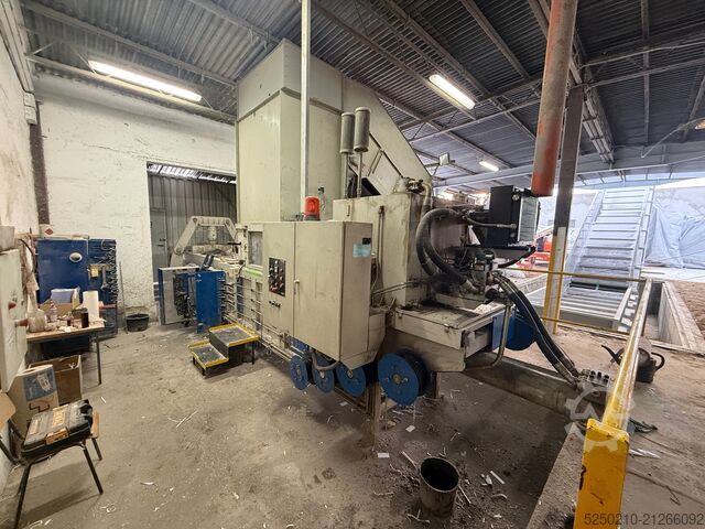 Bálázógép Paal Comdec 60 PFT