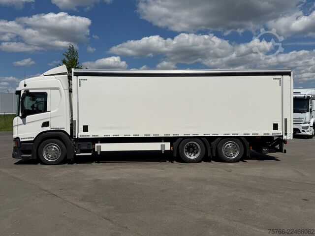 Içecek kamyonu SCANIA P 320 / LBW / 2 x AHK / LENKACHSE / 18 PAL