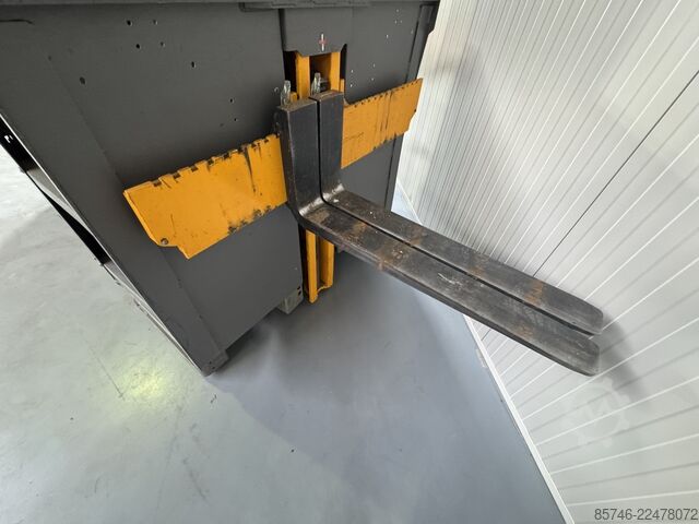 EKS 412 s - Wire Guidance !! PSA !! Triplex FFL !! JUNGHEINRICH EKS 412 s - Wire Guidance !! PSA !! Triplex FFL !!