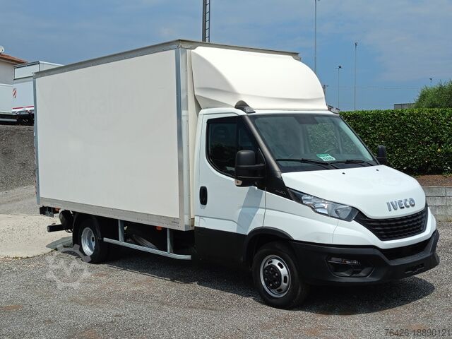 Furgonetka z platformą hydrauliczną Iveco Daily 35 160