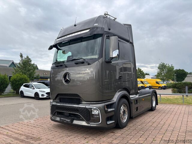 Standardowy ciągnik siodłowy Mercedes-Benz Actros 1853 LS 4x2 ***Top Ausstattung,***