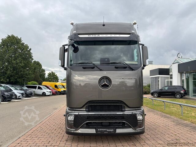 Standardowy ciągnik siodłowy Mercedes-Benz Actros 1853 LS 4x2 ***Top Ausstattung,***