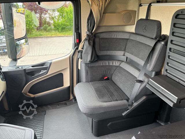 Standardowy ciągnik siodłowy Mercedes-Benz Actros 1853 LS 4x2 ***Top Ausstattung,***