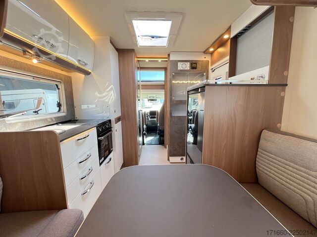 Half-integraal camper BÜRSTNER Lyseo TD 644 G Winter-Paket, Automatik, 4400 kg