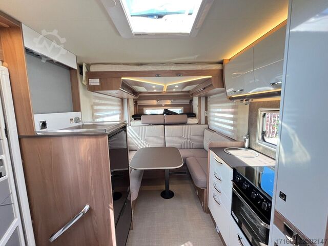 Half-integraal camper BÜRSTNER Lyseo TD 644 G Winter-Paket, Automatik, 4400 kg