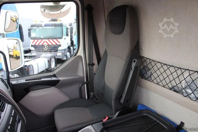 Koel-vriestransport DAF LF 250 + CARRIER XARIOS 500 + 16T EURO 6 + PERF...