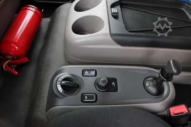 Koel-vriestransport DAF LF 250 + CARRIER XARIOS 500 + 16T EURO 6 + PERF...