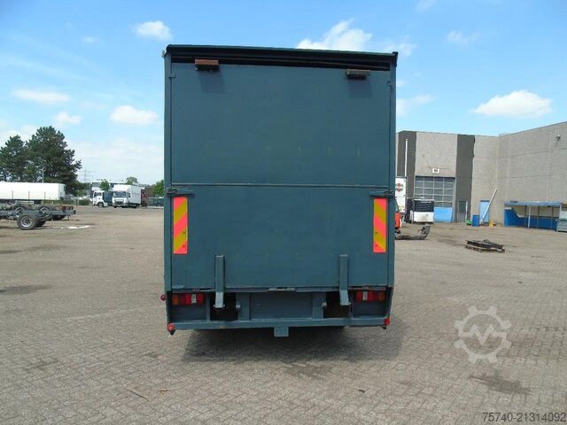 Paardenvervoer MAN 10 .150 + 2-3 HORSES + MANUAL