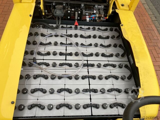 Ηλεκτρικό περονοφόρο τετράτροχο Hyster J 5.0 XN