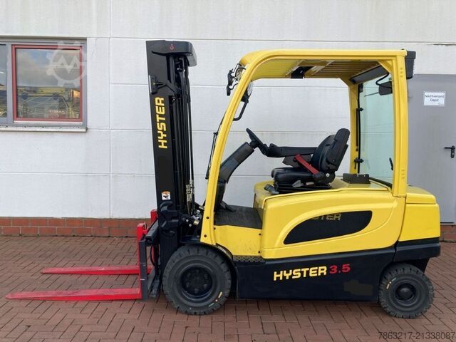 Ηλεκτρικό περονοφόρο τετράτροχο Hyster J 3.5 XN