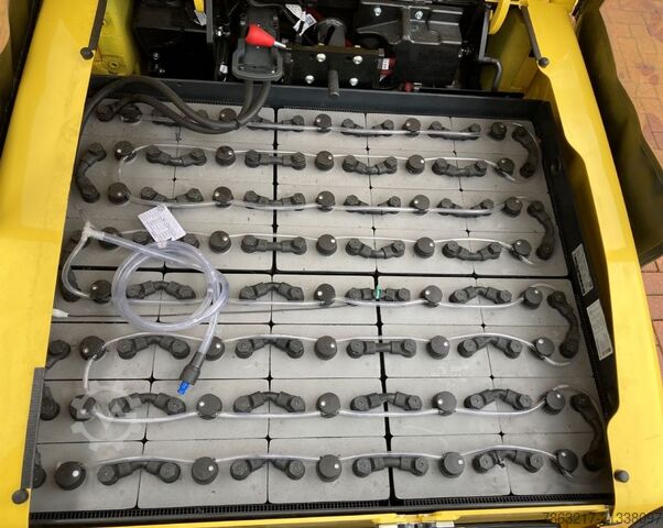 Ηλεκτρικό περονοφόρο τετράτροχο Hyster J 3.0 XN