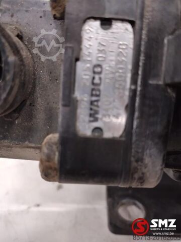 Lufttrockner Volvo Occ ECAS regelventiel luchtvering Volvo FH 2051444