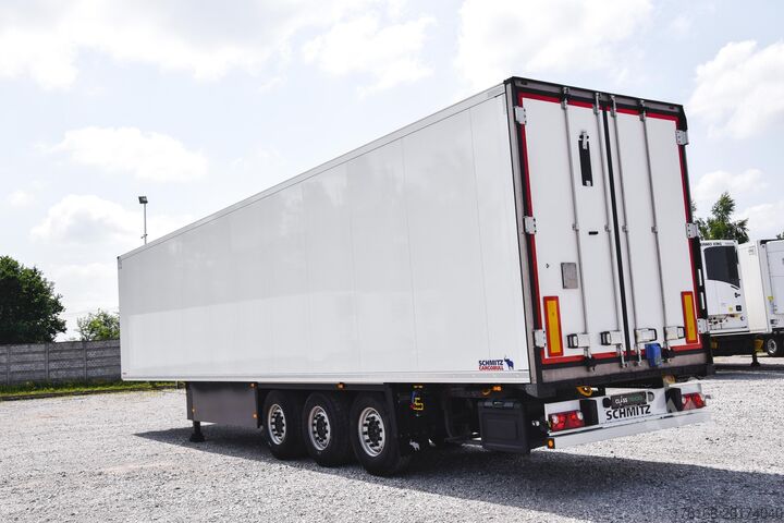 Semi-remorque frigorifique SCHMITZ CARGOBULL SKO FP 45 ThermoKing SLXi 300