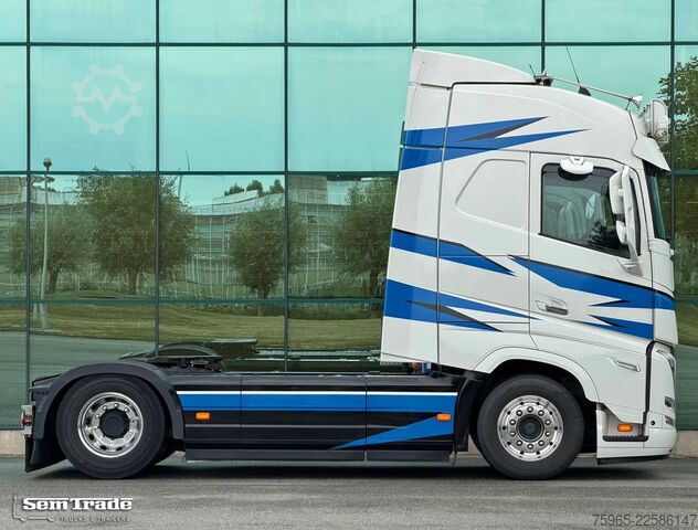 Standaard trekker VOLVO FH 13.500 GLOBETROTTER ONLY 312.000 KM DYNAMIC S