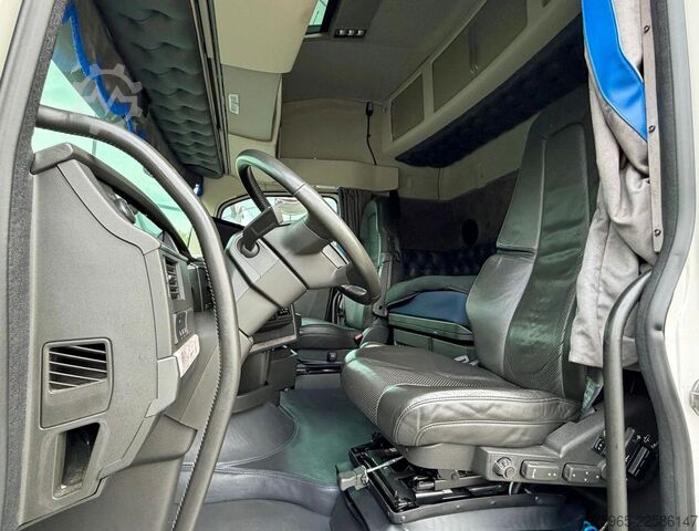 Standaard trekker VOLVO FH 13.500 GLOBETROTTER ONLY 312.000 KM DYNAMIC S