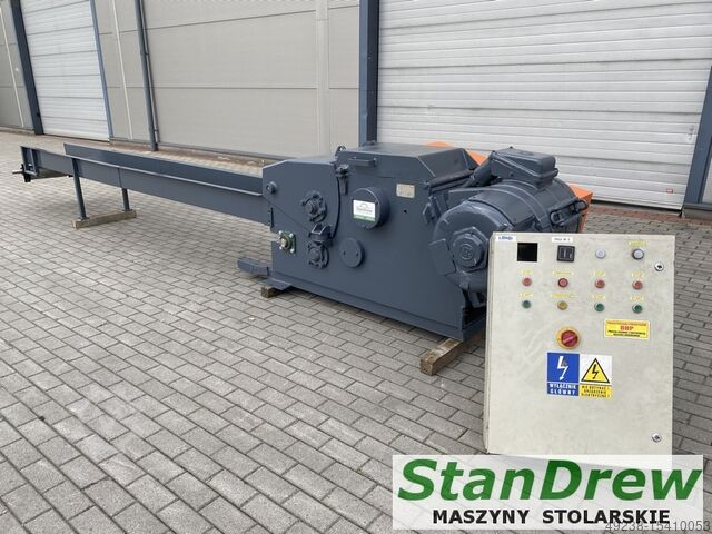 Sawn wood chipper LINDNER T 400/140-2