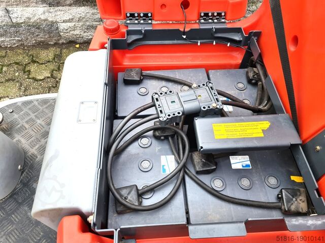 Reinigungsautomat Scheuerschrubbautomat HAKO HAKO B 750 R