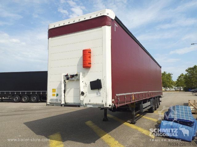 Semi-reboque aberto com lona Schmitz Cargobull Semitrailer Curtainsider Standard Hayon