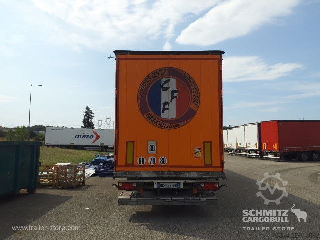 Semi-reboque aberto com lona Schmitz Cargobull Semitrailer Curtainsider Standard Hayon