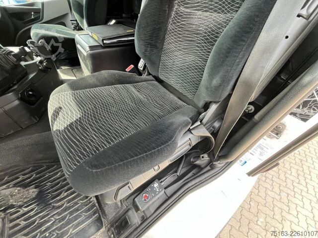Kamion sa ravnom platformom MERCEDES-BENZ Antos 2648 6x4 Pritsche Heckkran Palf. PK 23.001