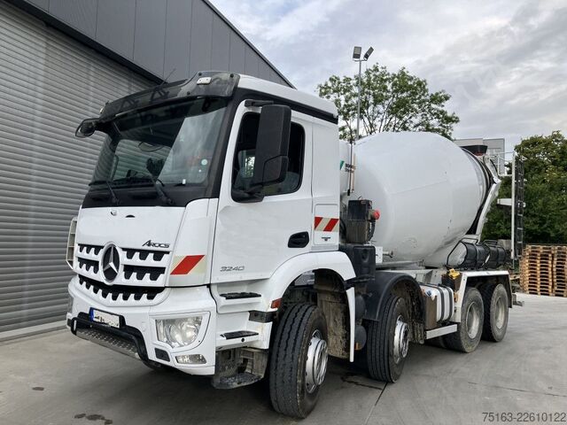 Kamion mikser za beton MERCEDES-BENZ Arocs 3240 B 8x4 Betonmischer Deutsch Top AP Ach
