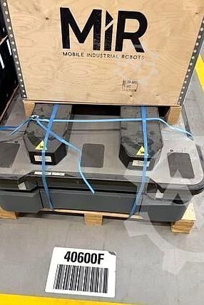 Mobile Industrieroboter AGV AMR FTS Mobile Industrial Robots (MiR) MIR600 EU Pallet Lift