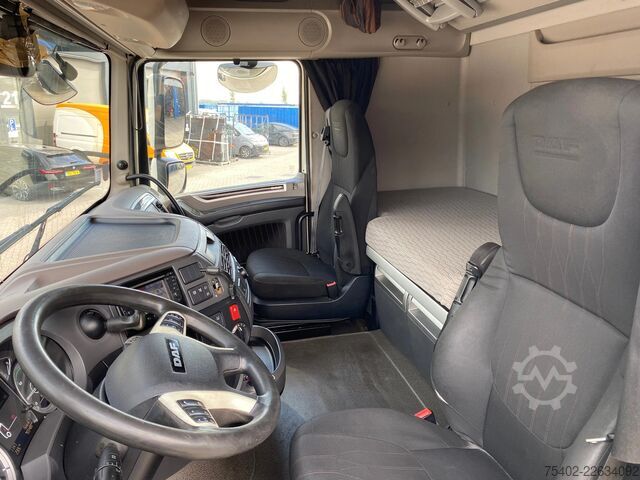 Padrão-SZM DAF XF 106 530 / Retarder / Full Spoilers / Stand A...